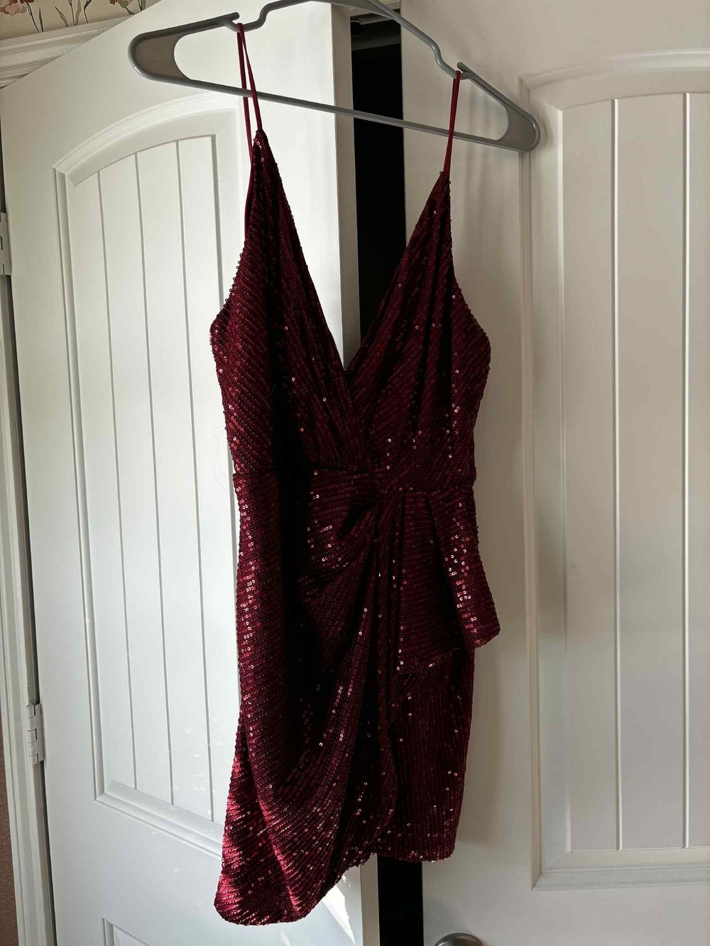 Women's Burgundy Sequin Draped V-Neck Dress